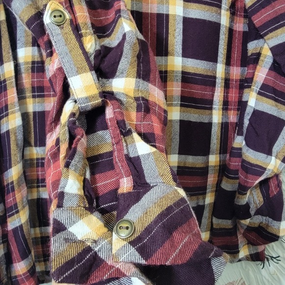 Krazy Kat Womens Flannel and Crochet Lace 100% Rayon LARGE Tab‎ Sleeves Blouse - Picture 9 of 9